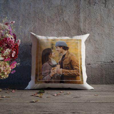 Saját fotóval, love felirattal párna