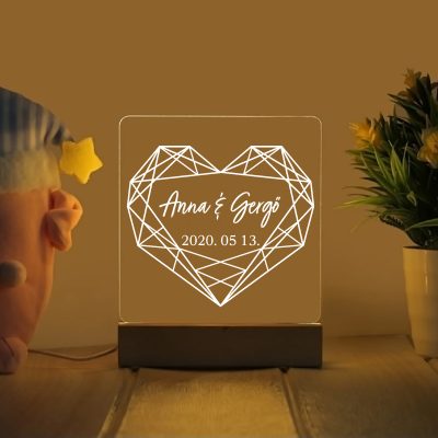 Szív nevekkel és dátummal LED lámpa