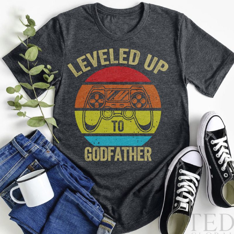 Leveled up to godfather férfi póló