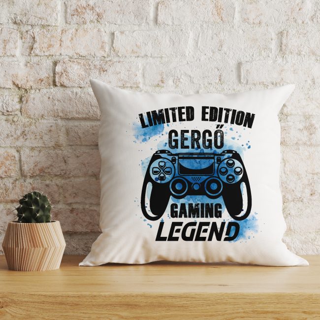 Kék limited edition gaming legend párna saját névvel Lovenir.hu
