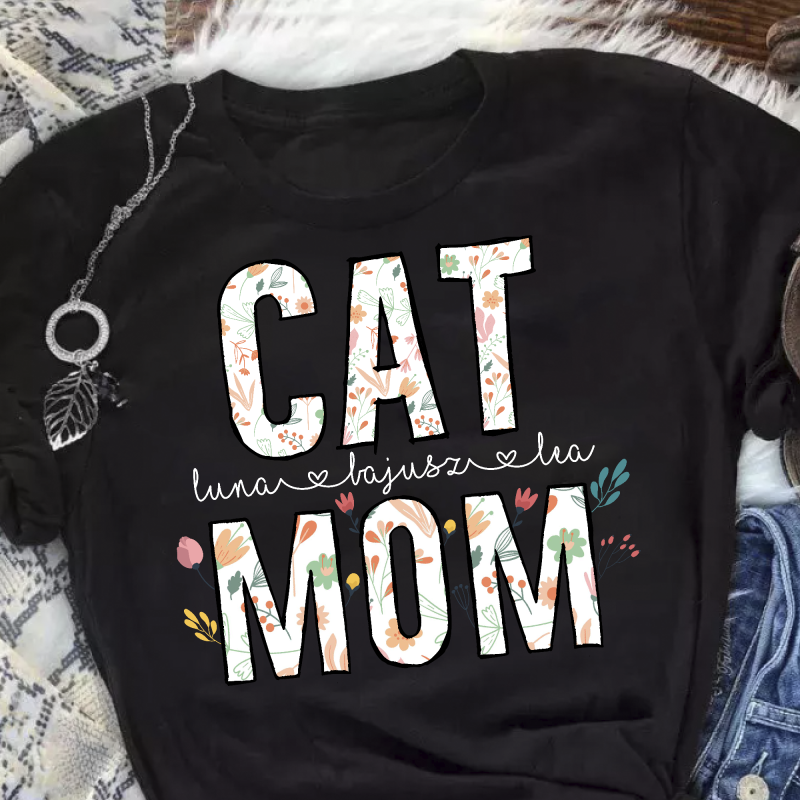 Cat Mom nevekkel