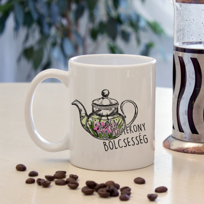 A tea az folyékony bölcsesség bögre