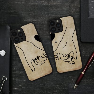 Kéz a kézben páros telefontok