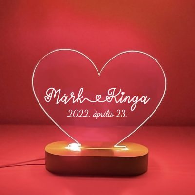 Örökké 3, nevekkel és dátummal szív alakú LED lámpa