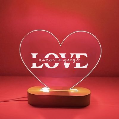 Love felirat nevekkel szív alakú LED lámpa