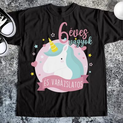 ... éves vagyok és varázslatos gyerek póló