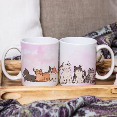 Macskás bögre rózsaszín háttérrel