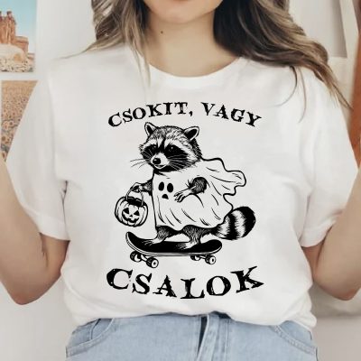 Csokit vagy csalok gördeszkázó mósómedve gyerek póló